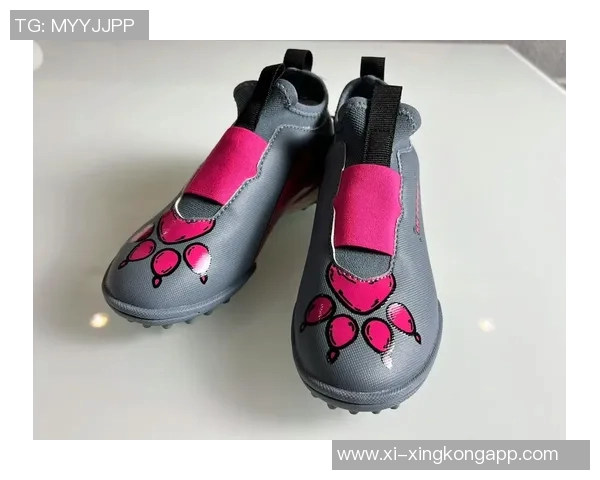 性价比高的200元以下足球鞋推荐让你轻松踢出精彩表现 性价比高的200元以下足球鞋推荐让你轻松踢出精彩表现